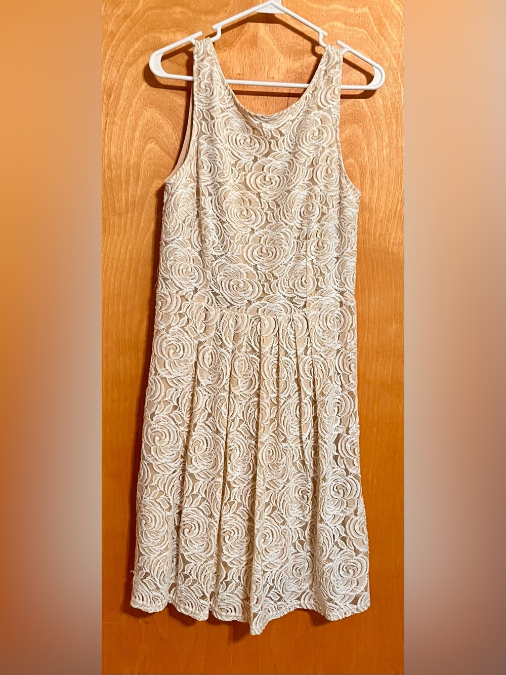 Sharagano Ivory Rosette Design Dress Size 10